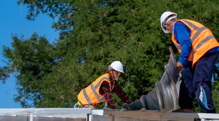Professional new roof installation services in Grinnell, IA